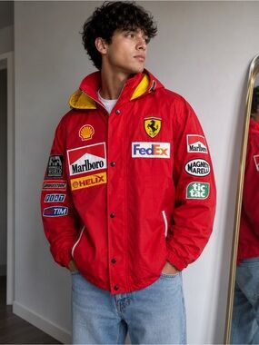 Vintage Ferrari Racing Hooded Windbreaker Jacket Red Sponsor Patch Marlboro XXL